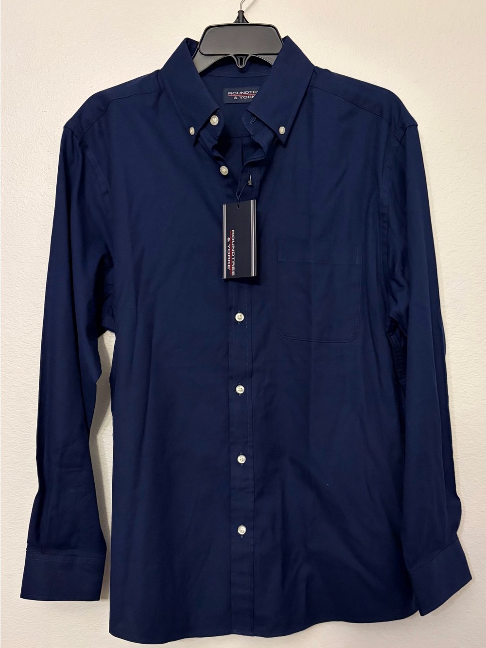 Roundtree & Yorke Men's Dark Navy Button-Down Dress Shirt